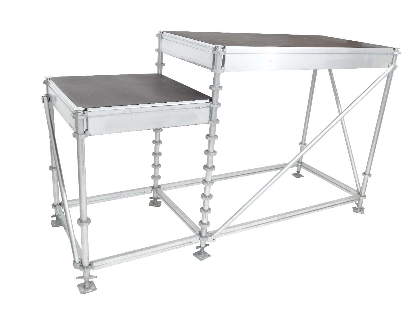 Stage in aluminium approved by TÜV